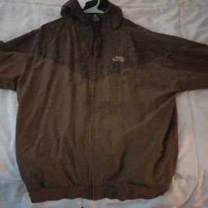 2007 Nike SB elephant print windbreaker